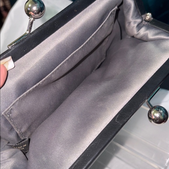 Coach Julia Black Sequin Kiss-Lock Clutch EUC - Picture 3 of 9